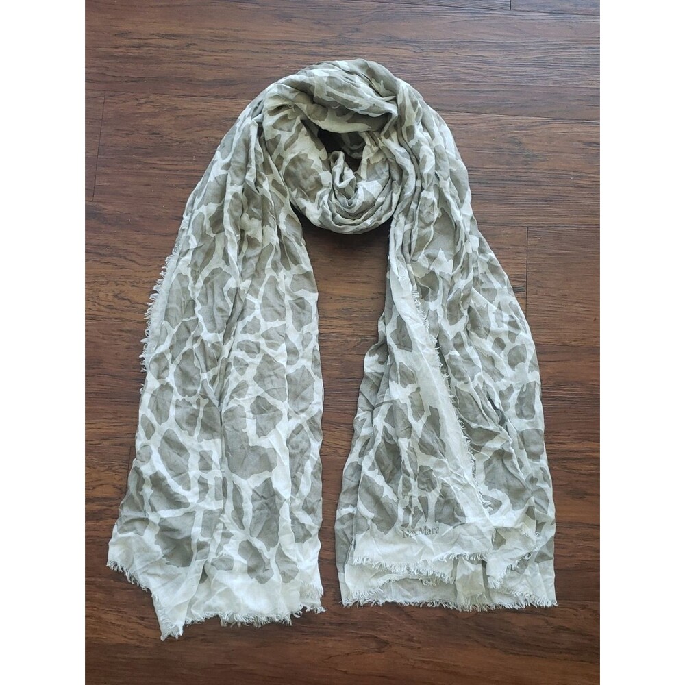 MaxMara Cream Tan Giraffe Print Scarf Quiet Luxury Feminine Streetwear